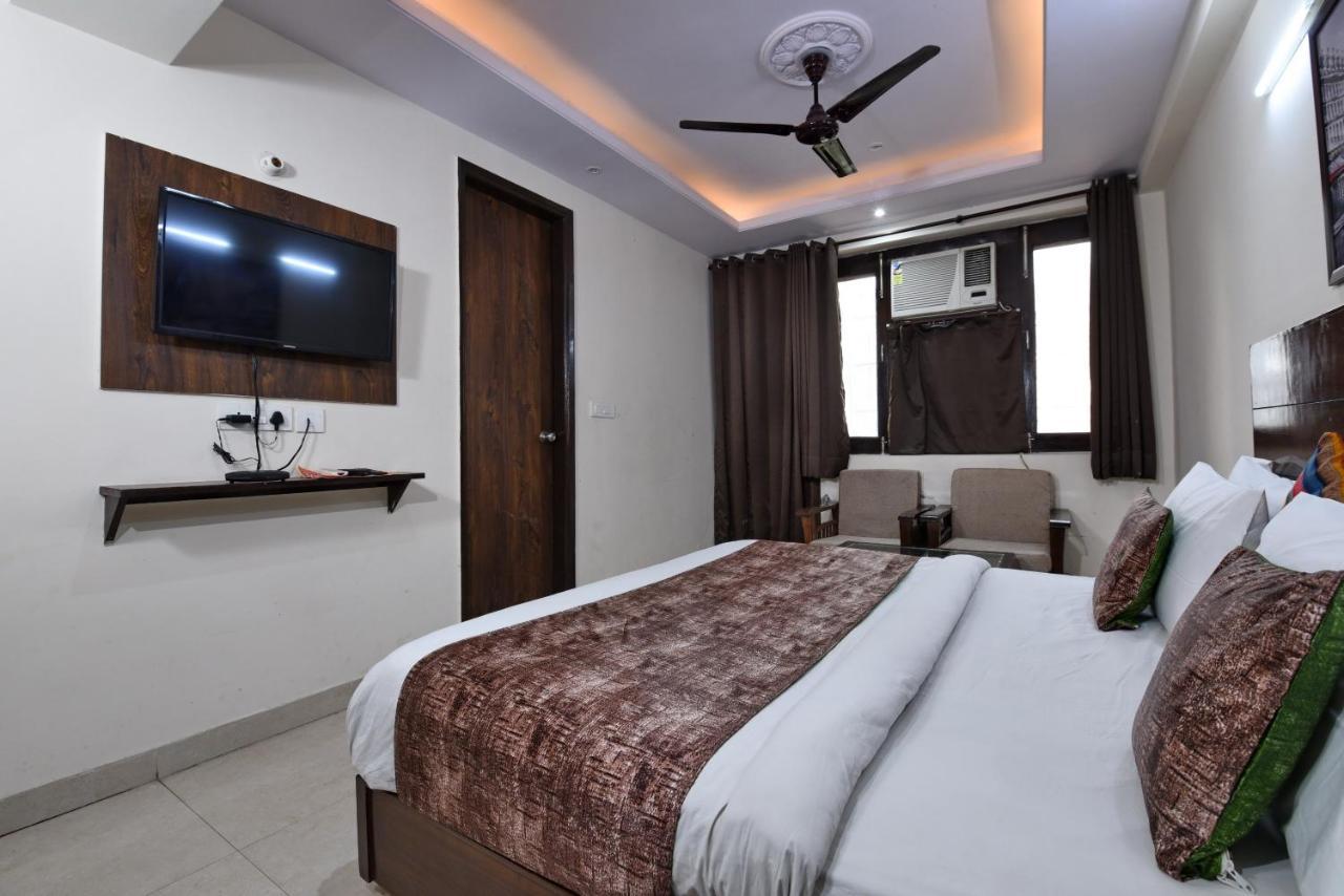 Hotel Admire Inn "Atta Market, Noida Sector 18" ภายนอก รูปภาพ